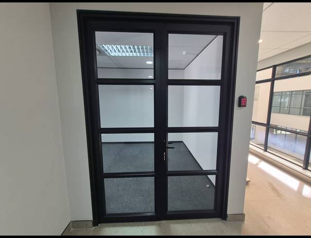 154M² OFFICE TO LET IN RIVONIA